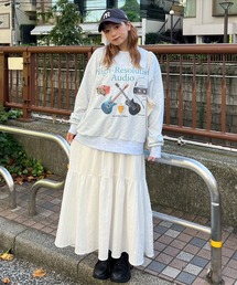 NUNIFE（ユニフィー）の「【NUNIFE】《さやべびコラボ》楽器プリント裏毛プルオーバー（スウェット・レディース）」