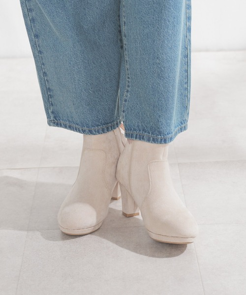 Honeys(ハニーズ)の「バックレースアップブーツ(ブーツ・レディース・チャコール/アイボリー/ブラック・S/M/L/LL)」の2枚目の写真