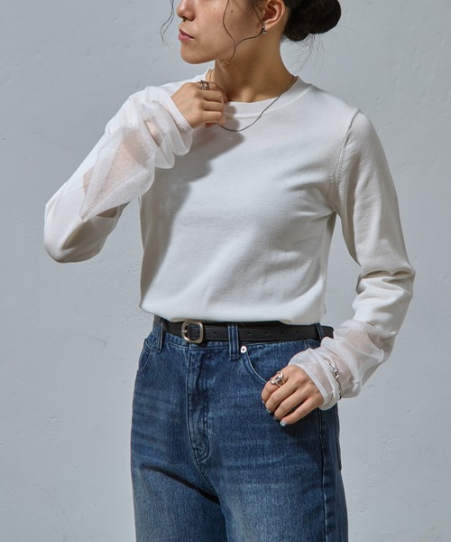 COLONY 2139(コロニートゥーワンスリーナイン)の「袖先シアークルーニット(ニット/セーター・レディース・ブラック/グレイッシュベージュ/オリーブ/オフホワイト/ネイビー・FREE)」の6枚目の写真