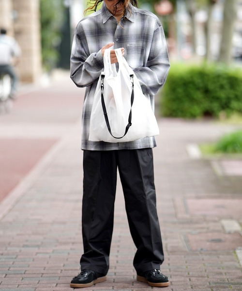 BURLAP OUTFITTER(バーラップアウトフィッター)の「BURLAP OUTFITTER バーラップアウトフィッター 別注 トートバッグ(エコバッグ/サブバッグ・メンズ・ブラック/ホワイト・FREE)」の6枚目の写真