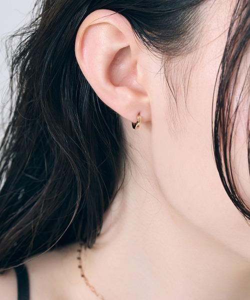 Phoebe（フィービィー）の「<限定ペア商品>【金属アレルギー対応】ワンタッチメタルフープミニペアピアス/BOX付き（ピアス（両耳用）・レディース・シルバー/イエローゴールド/ピンクゴールド/シルバー×ゴールド・FREE）」の21枚目の写真