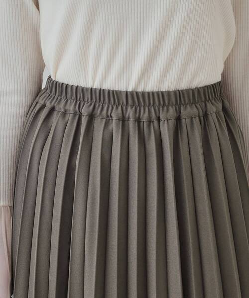 DRESKIP（ドレスキップ）の「【S-LL】軽やかな動きと優雅さを演出 プリーツスカート（スカート・レディース・ベージュ/ブラック/ブラウン系その他・01/02/03/04）」の4枚目の写真