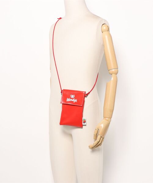FRUIT OF THE LOOM（フルーツオブザルーム）の「【FRUIT OF THE LOOM】WENDY’PHONE SHOULDER/ウェンディーズ コラボ/フォンショルダー（ショルダーバッグ・レディース・ブラック/ホワイト/レッド・FREE）」の7枚目の写真