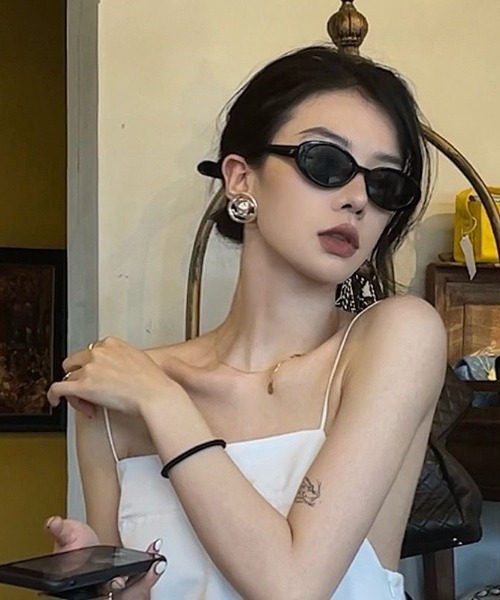 ViViDAY（ビビデー）の「サングラス（サングラス・レディース・ブラック・FREE）」の11枚目の写真