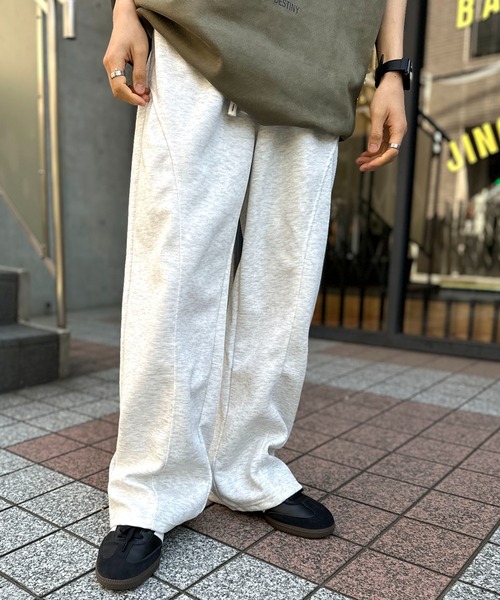link lot(リンクロット)の「カーブ イージールーズシルエットスウェットパンツ(スウェットパンツ・メンズ・ブラック/ライトグレー/チャコール・M/L)」の5枚目の写真