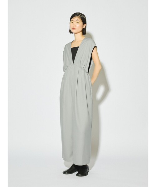 MIDIUMISOLID(ミディウミソリッド)の「MIDIUMISOLID for Ladies Vネックオールインワン(その他パンツ・レディース・ブラック/ライトグレー・FREE)」の6枚目の写真