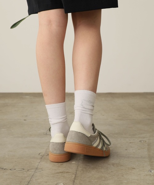 adidas(アディダス)の「adidas/アディダス HANDBALL SPEZIAL W スニーカー(スニーカー・メンズ・グレー/ブラウン/ベージュ/ネイビー/ホワイト×ブラック/レッド・23/23.5/24/24.5/25/26/26.5/27/27.5/28/22/22.5)」の15枚目の写真