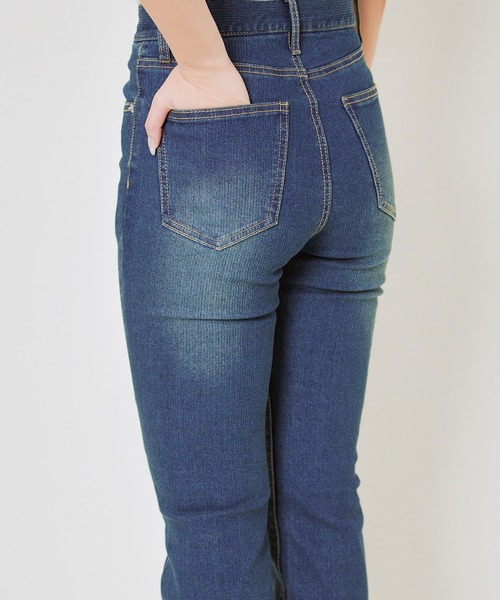 GORGE(ゴージ)の「《美脚シルエット》レディース フレアデニムパンツ ブーツカット ジーンズ 春秋冬(デニムパンツ・レディース・ブルー/ライトブルー・S/M/L)」の21枚目の写真