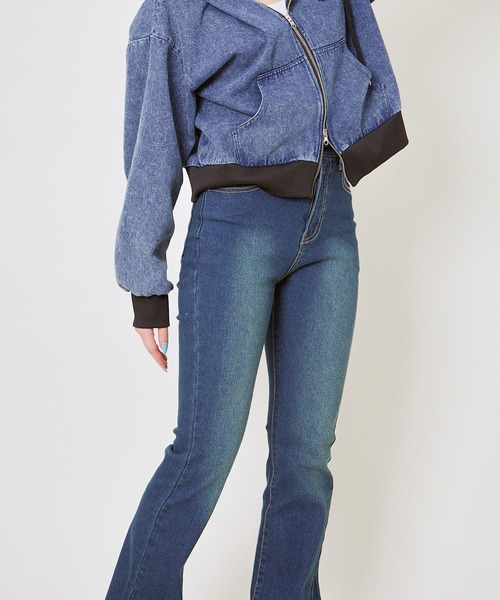GORGE(ゴージ)の「《美脚シルエット》レディース フレアデニムパンツ ブーツカット ジーンズ 春秋冬(デニムパンツ・レディース・ブルー/ライトブルー・S/M/L)」の17枚目の写真