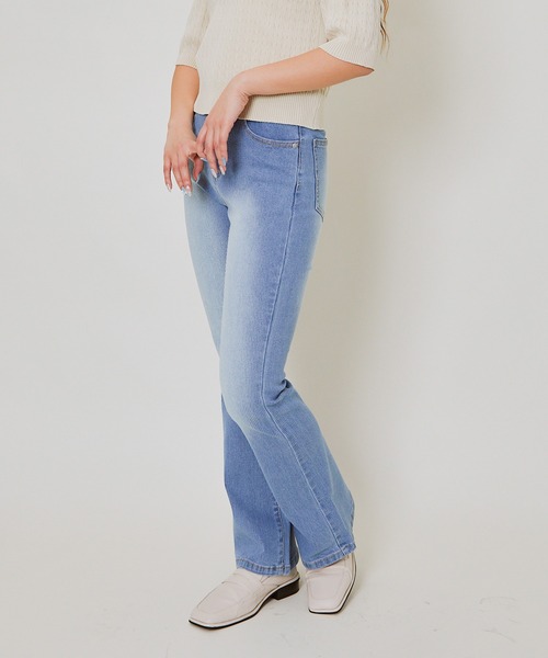 GORGE(ゴージ)の「《美脚シルエット》レディース フレアデニムパンツ ブーツカット ジーンズ 春秋冬(デニムパンツ・レディース・ブルー/ライトブルー・S/M/L)」の14枚目の写真