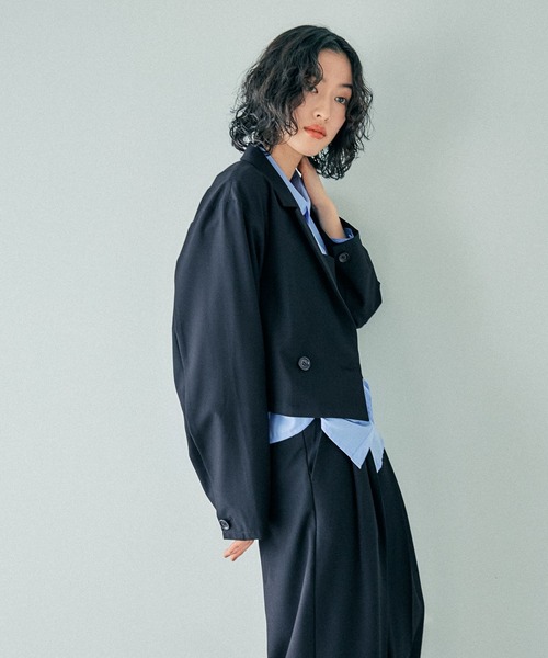 LEPSIM(レプシィム)の「TRWブレストショートジャケット 243455(その他アウター・レディース・ブラック/サンドベージュ/グレー・FREE)」の8枚目の写真