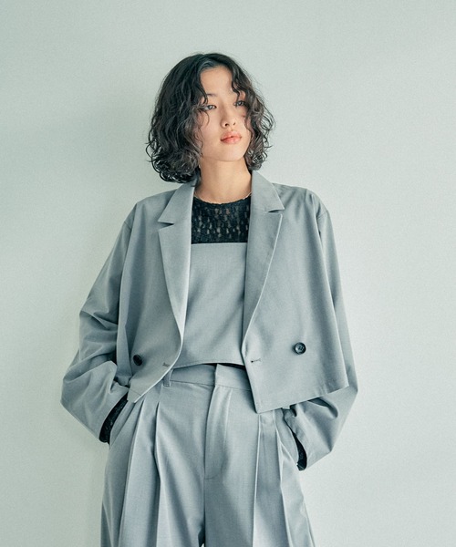 LEPSIM(レプシィム)の「TRWブレストショートジャケット 243455(その他アウター・レディース・ブラック/サンドベージュ/グレー・FREE)」の14枚目の写真