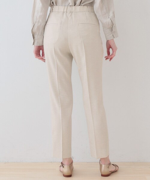 INDIVI（インディヴィ）の「【こなれSETUP】リネンライクテーパードパンツ（その他パンツ・レディース・ネイビー/ナチュラル/ライトグレー系3・03/05/12/13/15 /19/36/38/40）」の19枚目の写真