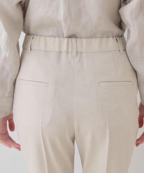 INDIVI（インディヴィ）の「【こなれSETUP】リネンライクテーパードパンツ（その他パンツ・レディース・ネイビー/ナチュラル/ライトグレー系3・03/05/12/13/15 /19/36/38/40）」の6枚目の写真