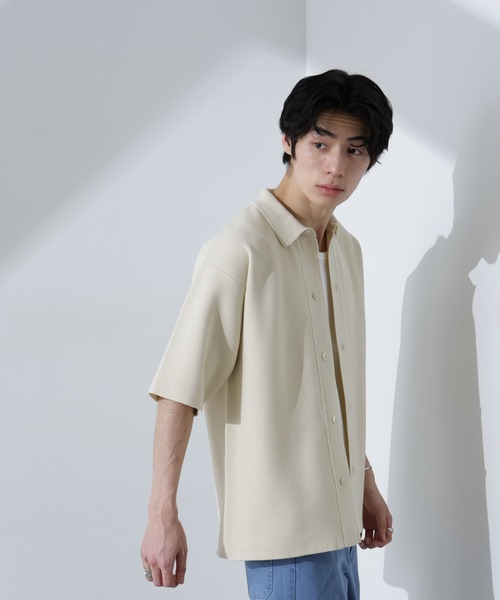 NANO universe(ナノユニバース)の「エアーニットレギュラーカラーシャツ 半袖(シャツ/ブラウス・メンズ・ブラック/ブルー/アイボリー・S/M/L)」の5枚目の写真