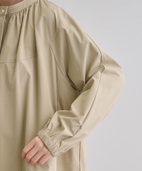 grove（グローブ）の「【撥水・洗える】テントラインブルゾン（ブルゾン・レディース・ブラック/ライトベージュ・01/02/03/04/05）」の16枚目の写真