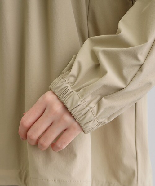 grove（グローブ）の「【撥水・洗える】テントラインブルゾン（ブルゾン・レディース・ブラック/ライトベージュ・01/02/03/04/05）」の17枚目の写真