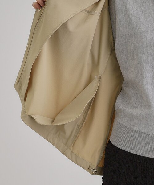 grove（グローブ）の「【撥水・洗える】テントラインブルゾン（ブルゾン・レディース・ブラック/ライトベージュ・01/02/03/04/05）」の19枚目の写真