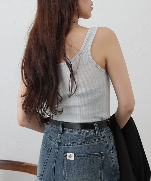 COLONY 2139（コロニートゥーワンスリーナイン）の「ラメフライススクエアタンクトップ（タンクトップ・レディース・ブルー/シルバー/ブラック/ピンクベージュ・FREE）」の21枚目の写真