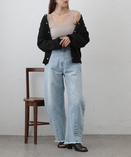 COLONY 2139（コロニートゥーワンスリーナイン）の「ラメフライススクエアタンクトップ（タンクトップ・レディース・ブルー/シルバー/ブラック/ピンクベージュ・FREE）」の14枚目の写真