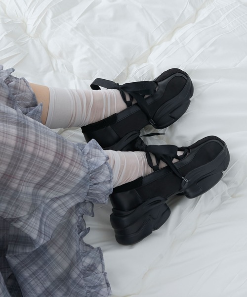 forksy.（フォルクシー）の「【forksy.】ボリュームソール サテンリボン バレエスニーカー（バレエシューズ・レディース・オフホワイト/ブラック系/ブラック系1・S/M/L/LL）」の18枚目の写真