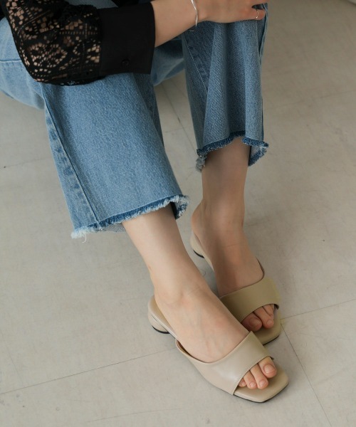 Bou Jeloud（ブージュルード）の「アシンメトリーミュール（サンダル・レディース・ベージュ/ブラック・38/36）」の10枚目の写真