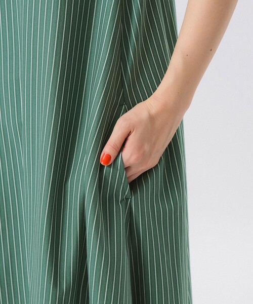 BEAMS BOY（ビームスボーイ）の「カット ツイル マキシ ワンピース（ワンピース・レディース・グリーン/ブルー/ブラック・1/2）」の19枚目の写真