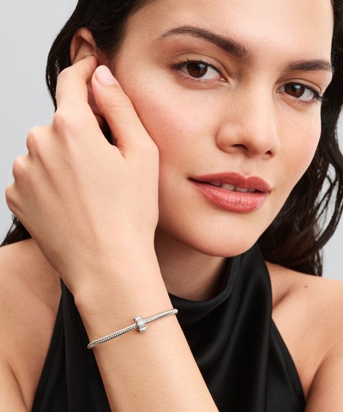 PANDORA（パンドラ）の「ストーン ＆ エナメル クリップ チャーム