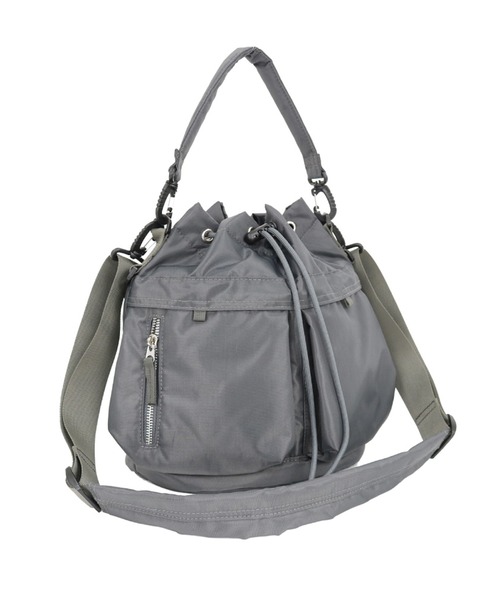 MAGASIN DE MODE Brew(マガジンデモードブリュー)の「【MAGASIN DE MODE Brew】e.e.p.ダブルポケットドロストショルダー SNBD(ショルダーバッグ・レディース・マスタード/ブラック/カーキ/グレー・FREE)」の1枚目の写真