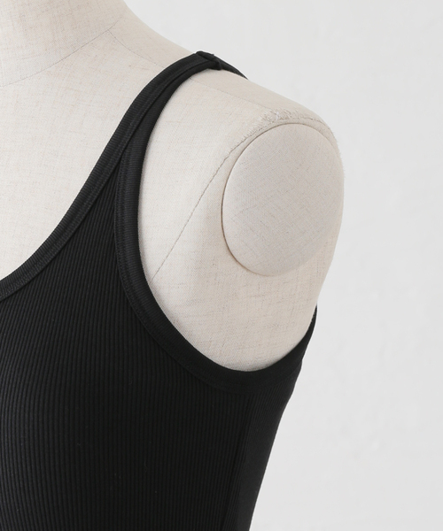 Spick & Span（スピックアンドスパン）の「《追加》カップ付きキャミソール 2（インナーウェア/肌着・レディース・チャコールグレー/アイボリー/ブラック/ベージュ・38/36/34）」の12枚目の写真