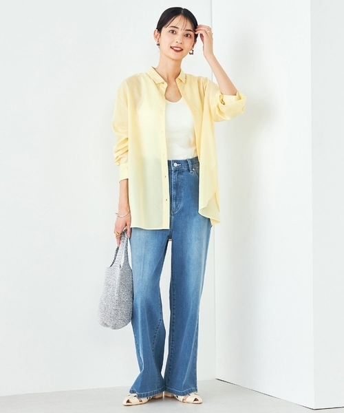 a.v.v（アーヴェヴェ）の「【洗える/イージーケア/接触冷感/毛玉になりにくい/雑誌InRed(宝島社)5月号掲載】バックタックシアーシャツ（シャツ/ブラウス・レディース・ベージュ/ホワイト/チャコールグレー/ブルー/クリーム・34/38/36/40/42）」の10枚目の写真