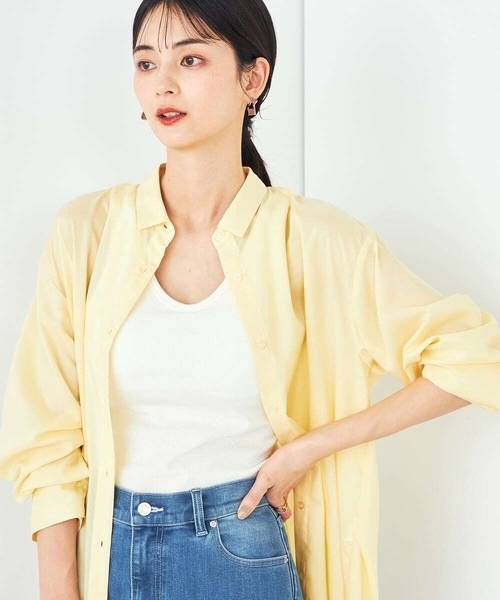 a.v.v（アーヴェヴェ）の「【洗える/イージーケア/接触冷感/毛玉になりにくい/雑誌InRed(宝島社)5月号掲載】バックタックシアーシャツ（シャツ/ブラウス・レディース・ベージュ/ホワイト/チャコールグレー/ブルー/クリーム・34/38/36/40/42）」の13枚目の写真