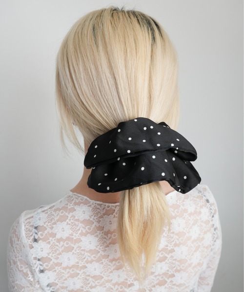 IMARI（イマリ）の「【 IMARI / イマリ 】 ドット ダブルフリル シュシュ（シュシュ・レディース・ホワイト/ブラック・FREE）」の9枚目の写真