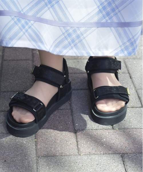 axes femme(アクシーズファム)の「レース重ねベルトスポサン(サンダル・レディース・グレー/ブラック・MEDIUM/LARGE)」の1枚目の写真