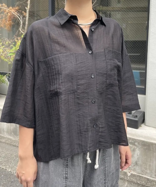 ROSE BUD◆REMAKELIKEPRINTSLEEVETOP/トップス/FREE/コットン/BLK/総柄 REMAKE RUFFLE TOPS（Tシャツ/カットソー）｜ROSE BUD（ローズ