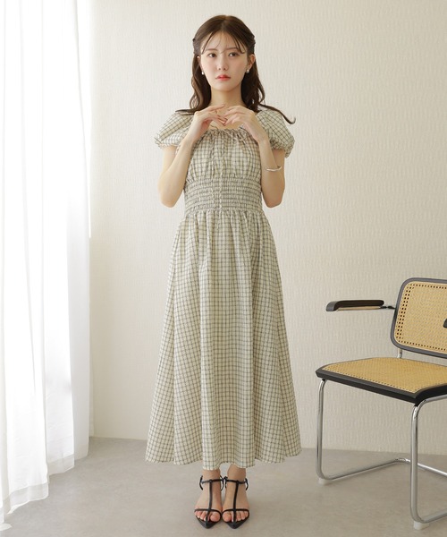 LAULEN(ローレン)の「check shirring puff sleeves dress /チェック柄 ウエスト シャーリング パフスリーブ ロング ワンピース(ワンピース・レディース・アイボリー/ブラック・FREE)」の3枚目の写真