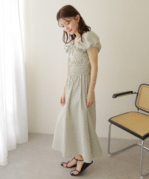 LAULEN(ローレン)の「check shirring puff sleeves dress /チェック柄 ウエスト シャーリング パフスリーブ ロング ワンピース(ワンピース・レディース・アイボリー/ブラック・FREE)」の5枚目の写真