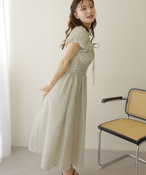 LAULEN(ローレン)の「check shirring puff sleeves dress /チェック柄 ウエスト シャーリング パフスリーブ ロング ワンピース(ワンピース・レディース・アイボリー/ブラック・FREE)」の8枚目の写真