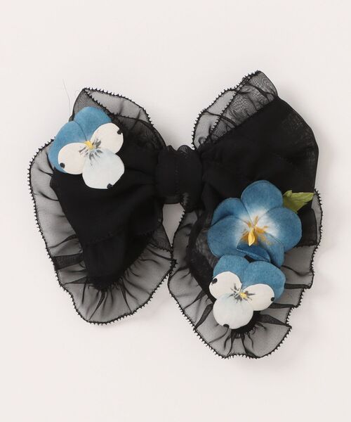 PINK HOUSE（ピンクハウス）の「パンジーコサージュ使いソフトオーガンジーリボンコサージュ（ブローチ/コサージュ・レディース・ブラック/オフホワイト/ミント/ラベンダー・フリー）」の2枚目の写真