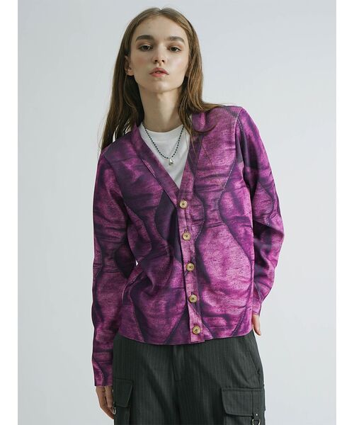 :ETHROF（イーサオブ）の「PRINT RIB CARDIGAN (QUILTING)（カーディガン/ボレロ・レディース・パープル・MEDIUM）」の3枚目の写真
