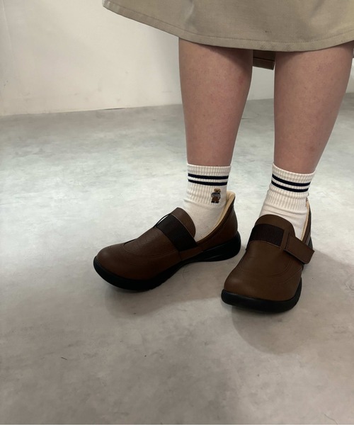 Re:getA(リゲッタ)の「Re:getA -リゲッタ スットオン ハンズフリーシューズ R331(スリッポン・レディース・レッド系その他/キャメル/ブラック・24-24.5cm/23-23.5cm)」の4枚目の写真