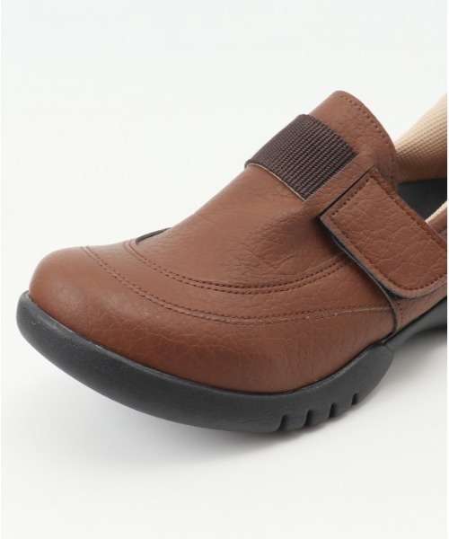 Re:getA(リゲッタ)の「Re:getA -リゲッタ スットオン ハンズフリーシューズ R331(スリッポン・レディース・レッド系その他/キャメル/ブラック・24-24.5cm/23-23.5cm)」の7枚目の写真