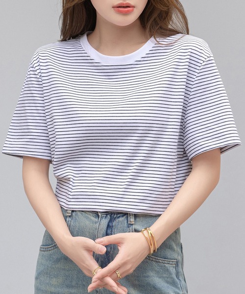 DAY CLOSET（デイ クローゼット）の「レディース 半袖ボーダー柄クルーネックTシャツ（Tシャツ/カットソー・レディース・ホワイト×ブラック/ホワイト×グレー/ブラック×ホワイト・M/L）」の2枚目の写真