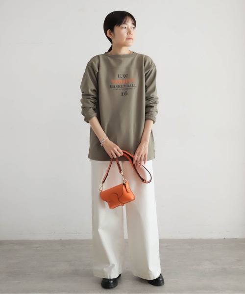 Blanc Bleu Minuit（ブランブルーミニュイ）の「バイオ加工裏毛　ワイドP/O（Tシャツ/カットソー・レディース・ベージュ/カーキ・FREE）」の12枚目の写真