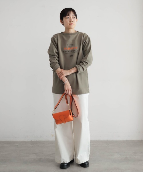 Blanc Bleu Minuit（ブランブルーミニュイ）の「バイオ加工裏毛　ワイドP/O（Tシャツ/カットソー・レディース・ベージュ/カーキ・FREE）」の17枚目の写真