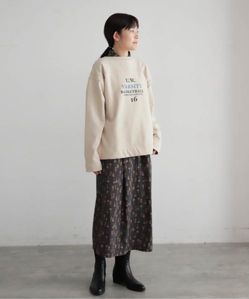 Blanc Bleu Minuit（ブランブルーミニュイ）の「バイオ加工裏毛　ワイドP/O（Tシャツ/カットソー・レディース・ベージュ/カーキ・FREE）」の9枚目の写真