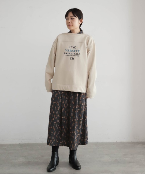 Blanc Bleu Minuit（ブランブルーミニュイ）の「バイオ加工裏毛　ワイドP/O（Tシャツ/カットソー・レディース・ベージュ/カーキ・FREE）」の10枚目の写真