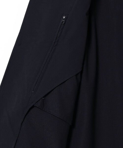 BEAMS(ビームス)の「【撥水】ワイドフィット テック ブレザー(テーラードジャケット・メンズ・ブラック/ネイビー・S/M/L/XL)」の17枚目の写真