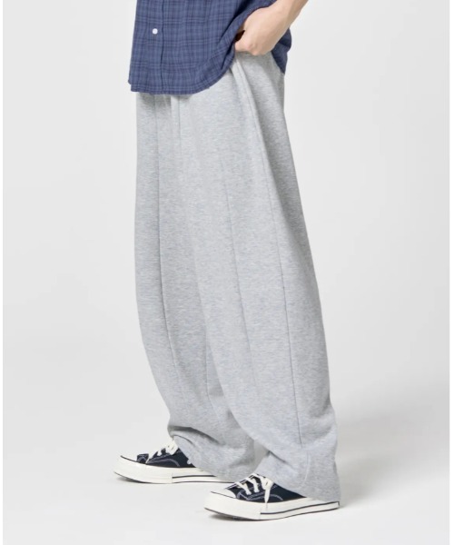 Vini（ヴィニ）の「【Vini】バルーン  インクシジョン  ワイドスウェットパンツ（スウェットパンツ・レディース・ブラック/ヘザーグレー・MEDIUM/X-LARGE/LARGE）」の10枚目の写真