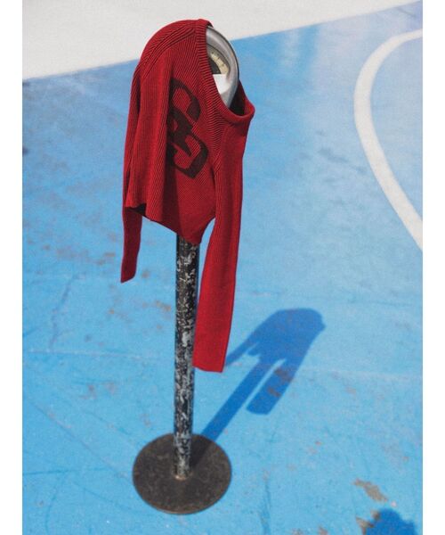 GYDA（ジェイダ）の「GG two color scheme ニットトップス（ニット/セーター・レディース・ネイビー/レッド/オフホワイト/ブラック・FREE）」の19枚目の写真